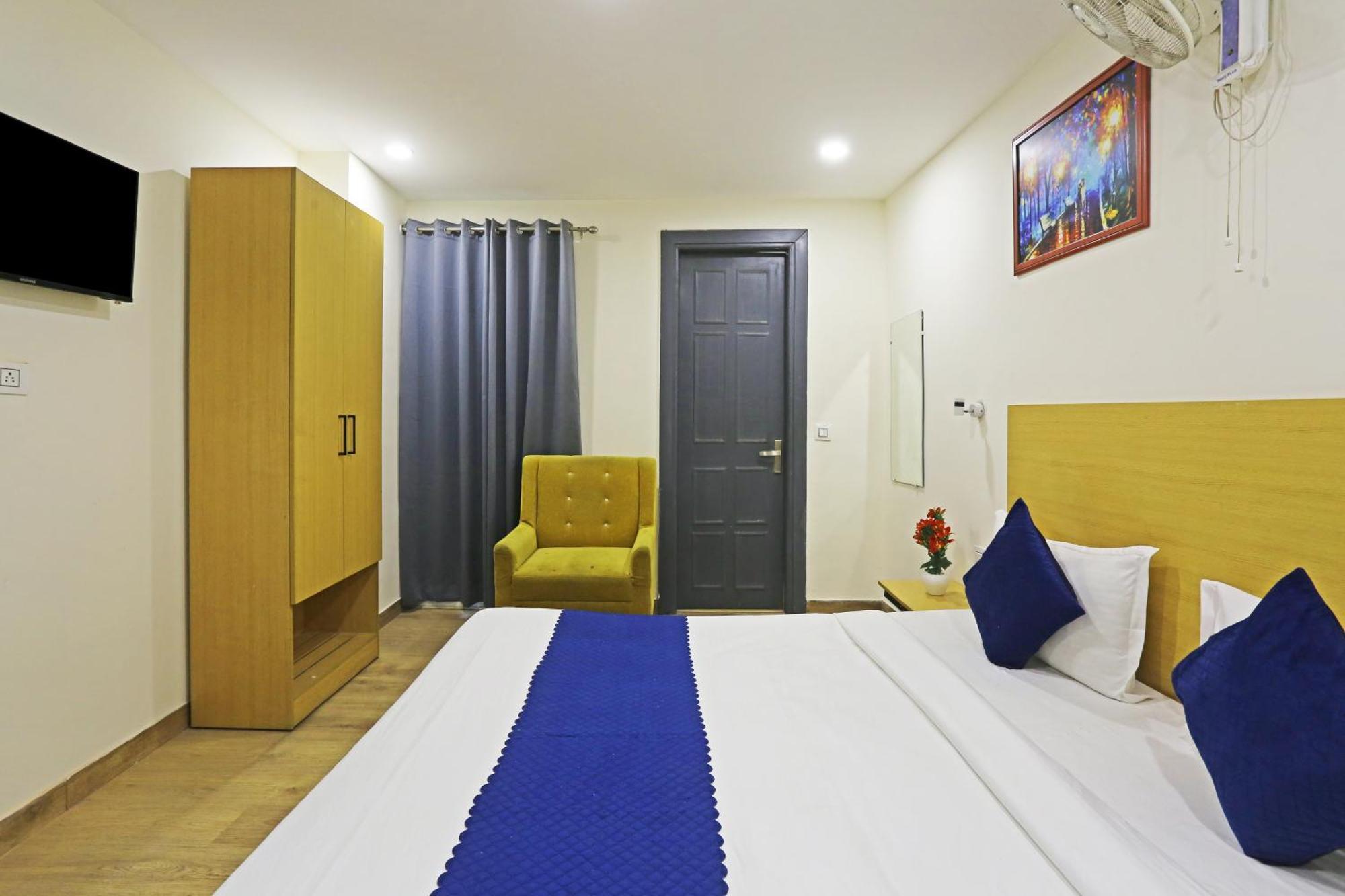 Hotel Twamev Residency Uttam Nagar Couple Friendly Delhi  Exterior foto