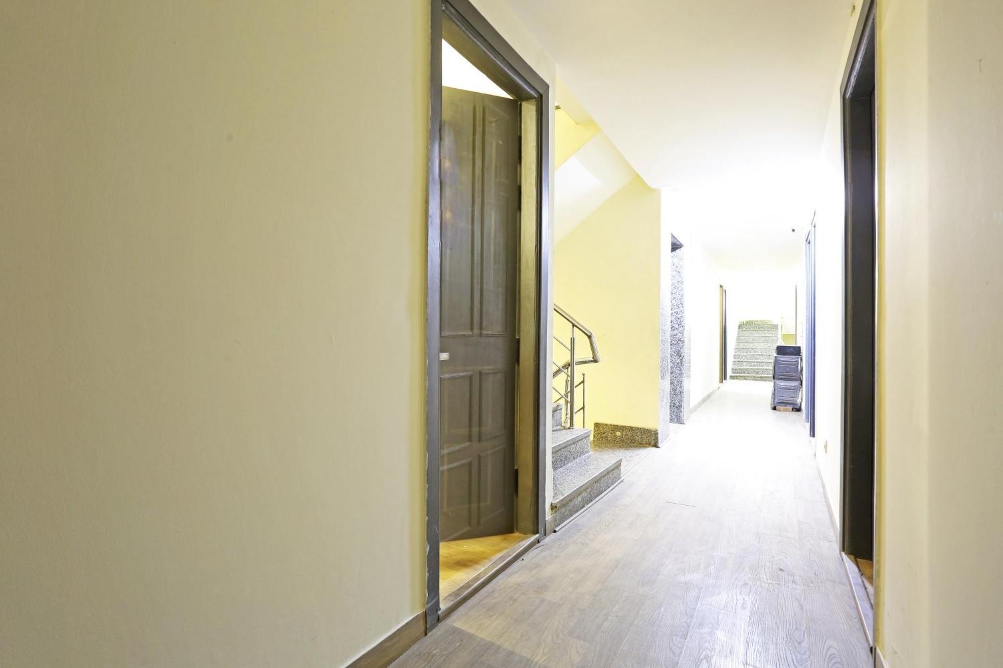 Hotel Twamev Residency Uttam Nagar Couple Friendly Delhi  Exterior foto