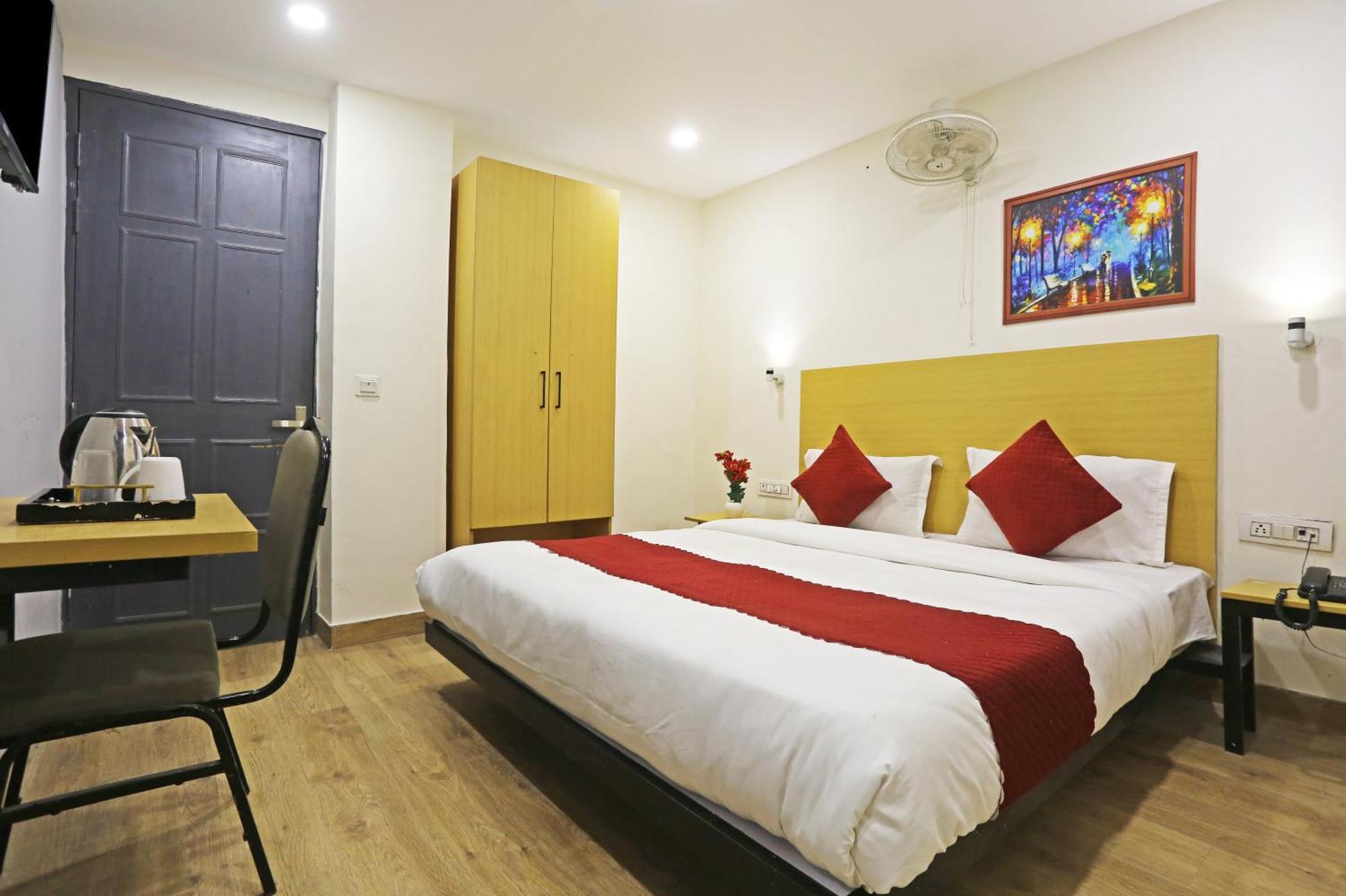 Hotel Twamev Residency Uttam Nagar Couple Friendly Delhi  Exterior foto