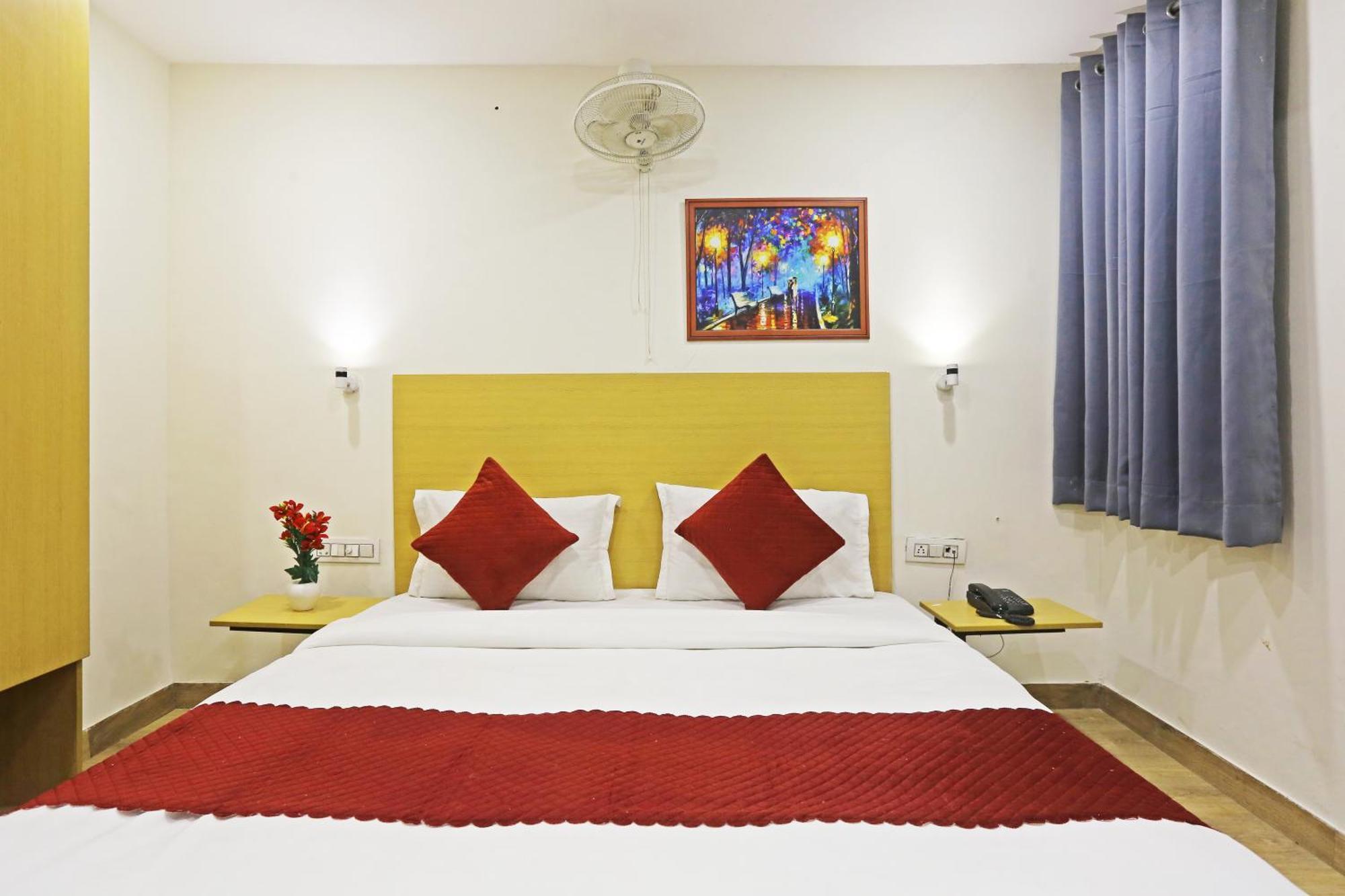Hotel Twamev Residency Uttam Nagar Couple Friendly Delhi  Exterior foto
